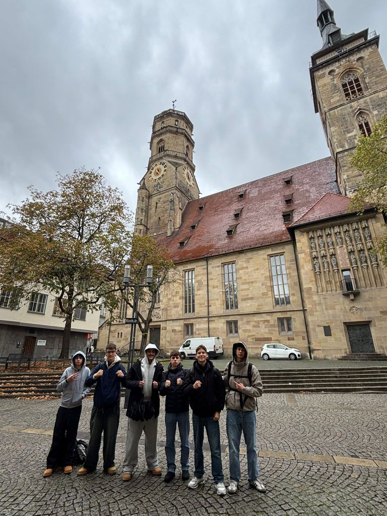 PHOTO-2025-10-28-08-16-15