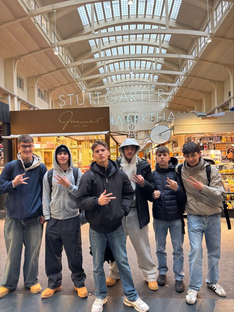 PHOTO-2025-10-28-08-16-15(1)