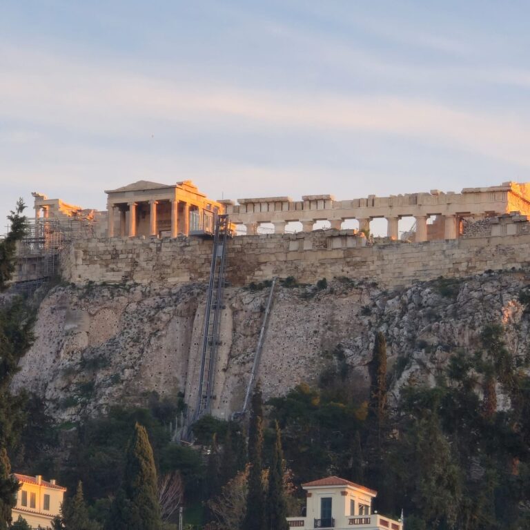 581156486_811768498407366_3437736739089642775_n