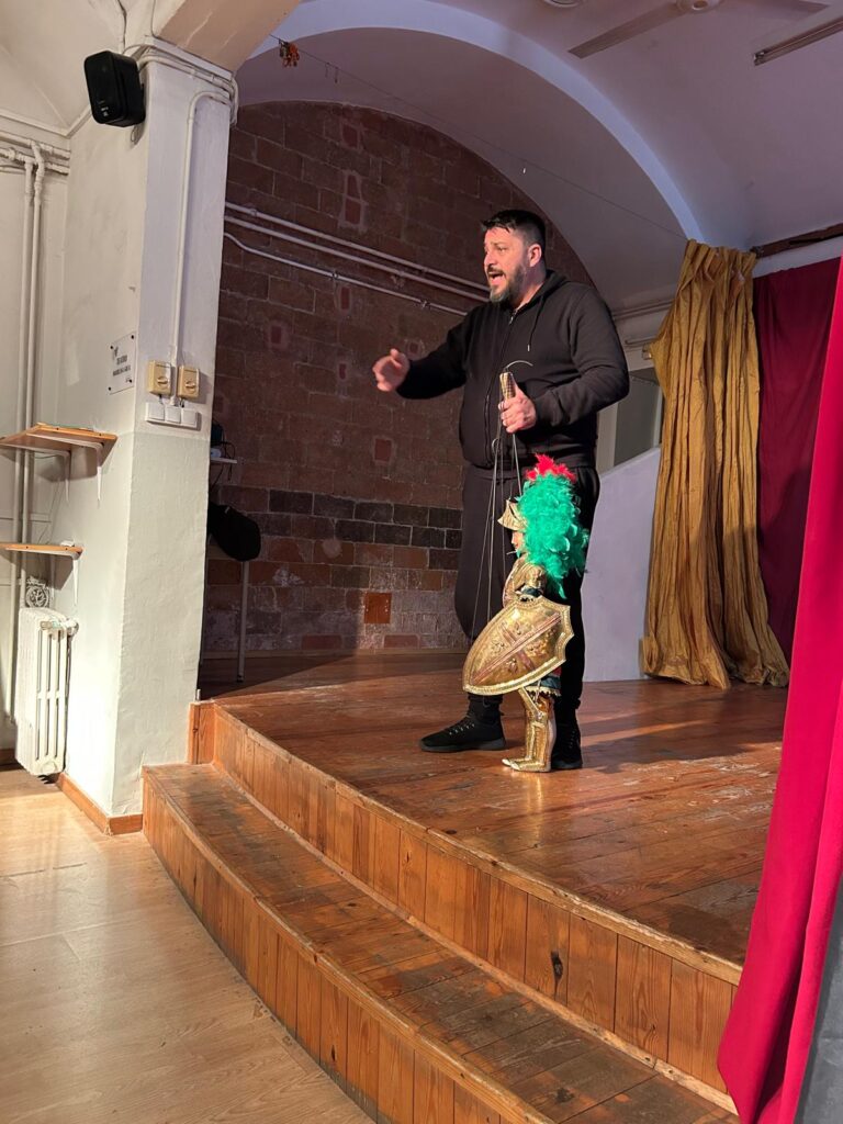 PHOTO-2025-11-06-17-13-01(3)